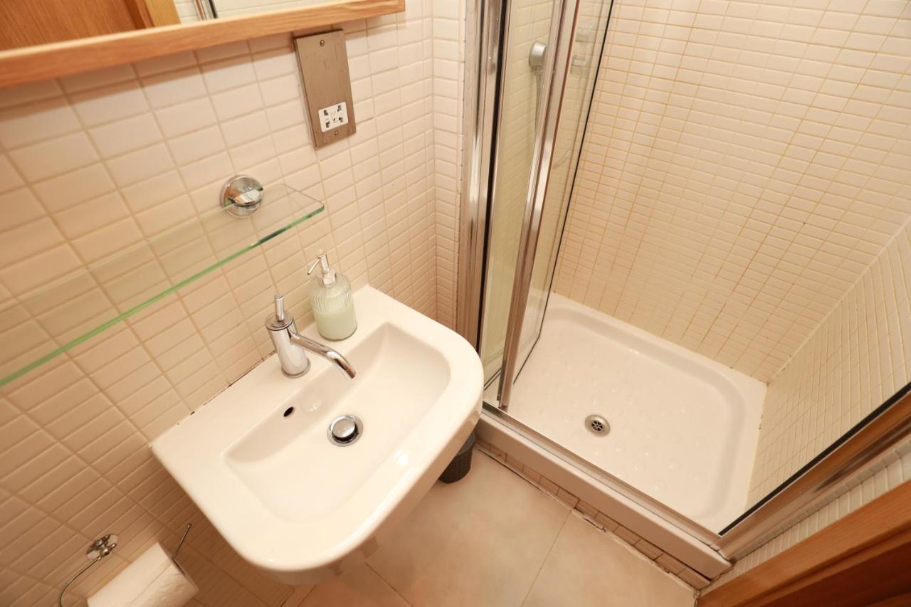 City Apartment Glasgow Bagian luar foto